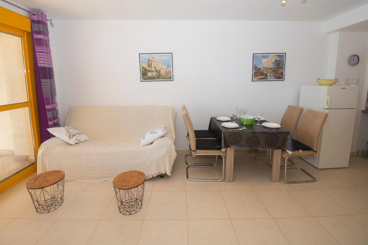Apartamentos Ambar Beach 卡尔佩 外观 照片